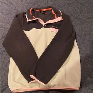 Women’s Patagonia lightweight fleece